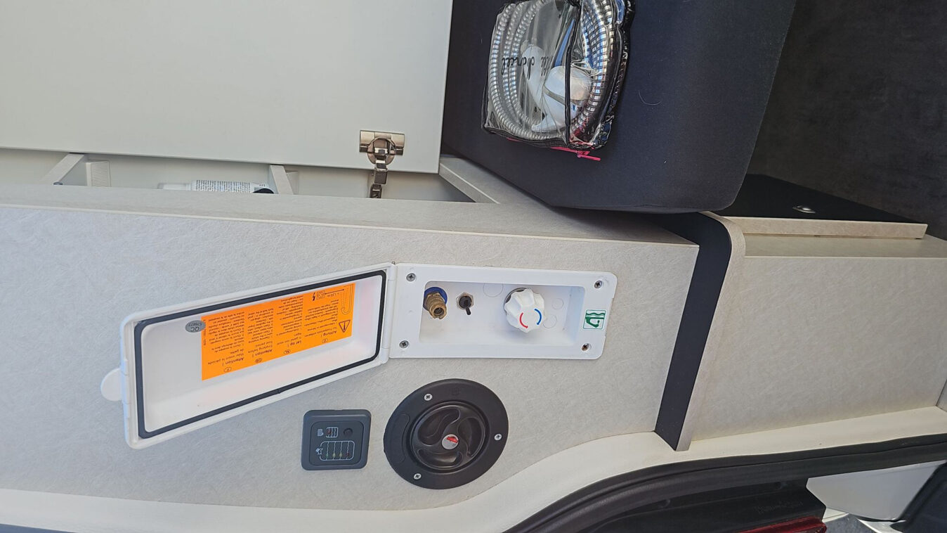 photos.accessories_ext