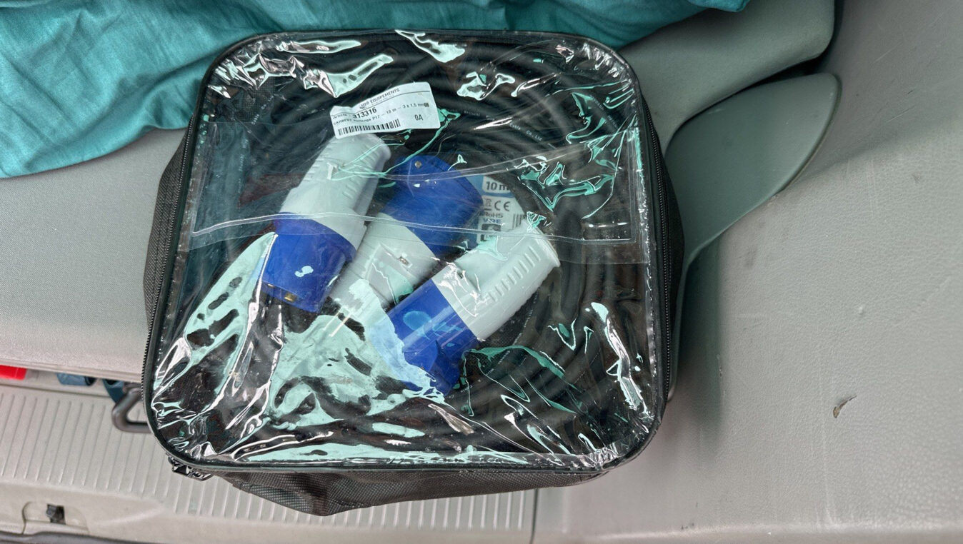 photos.accessories_ext