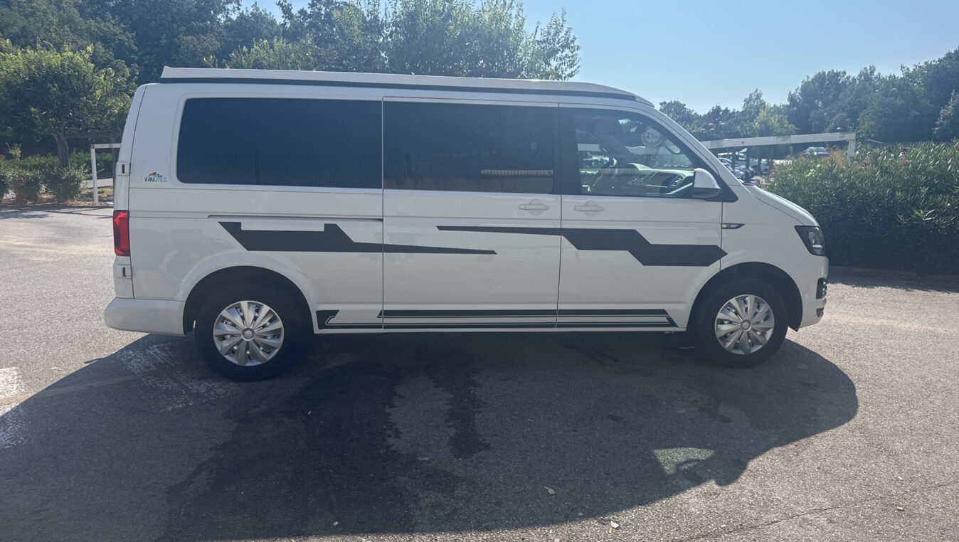 photos.external