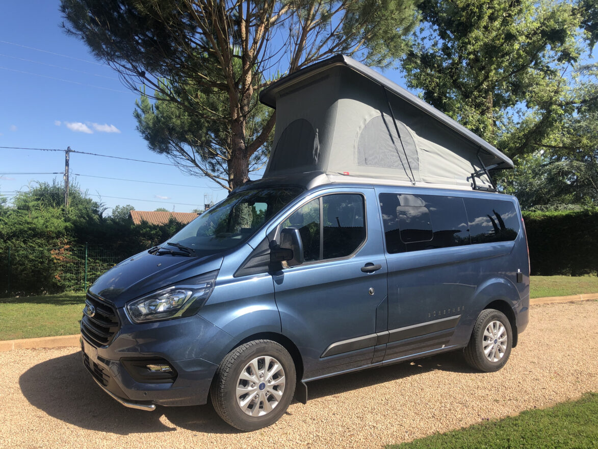 photos.external