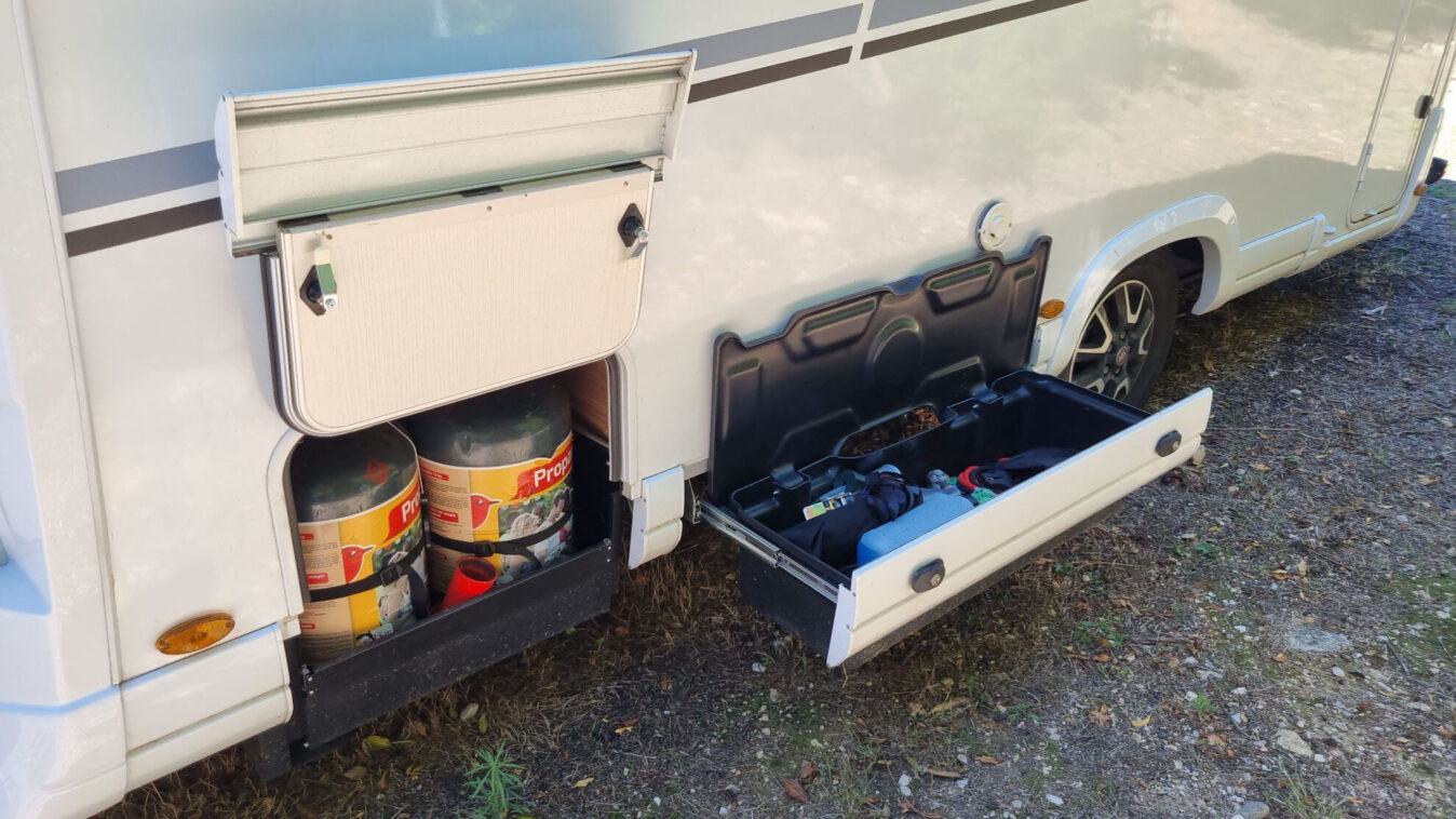 photos.accessories_ext