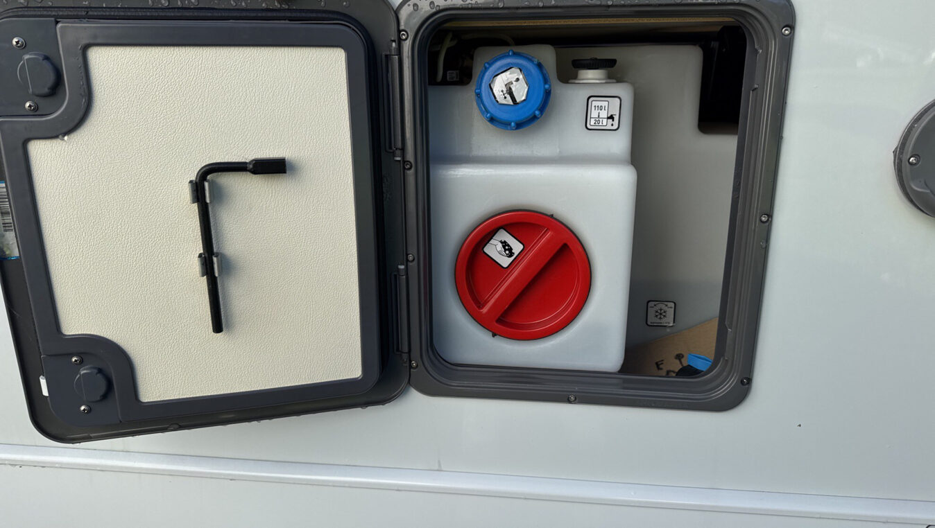 photos.accessories_ext