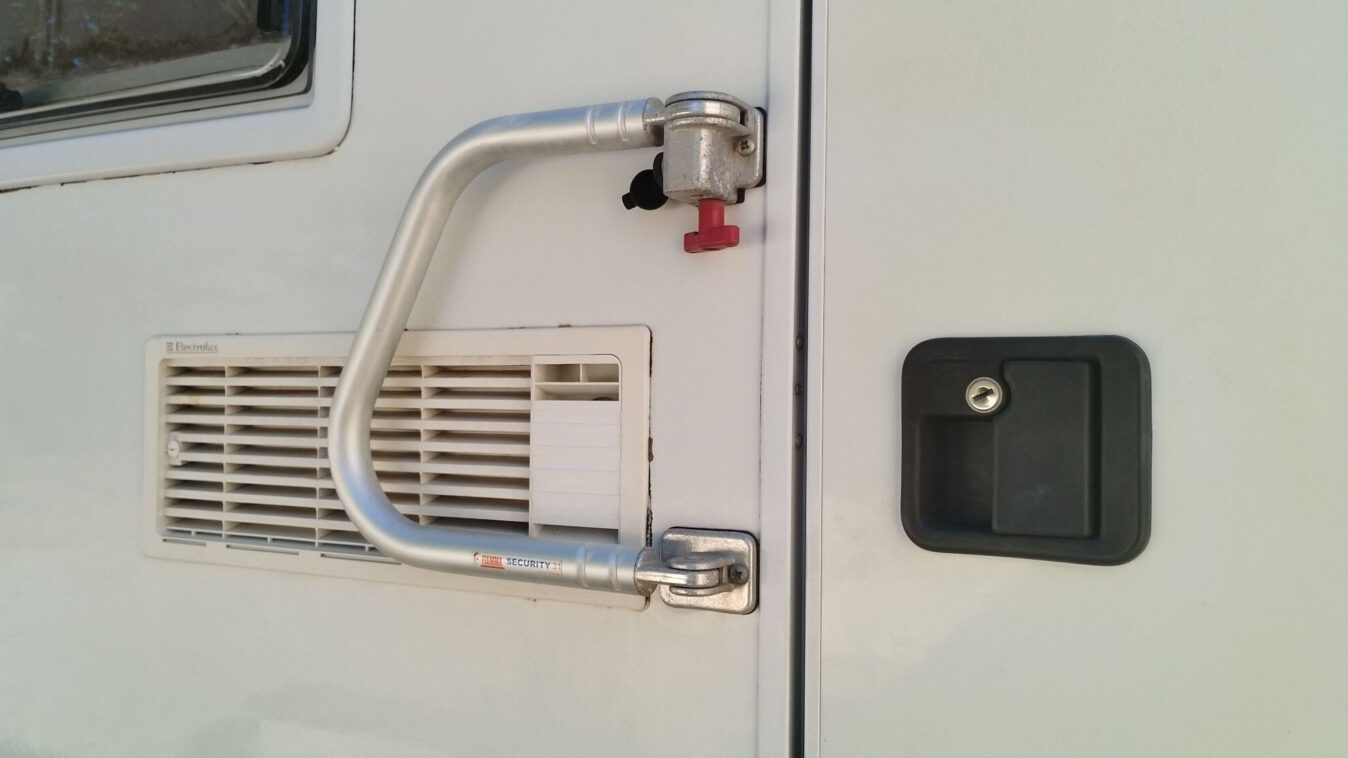 photos.accessories_ext