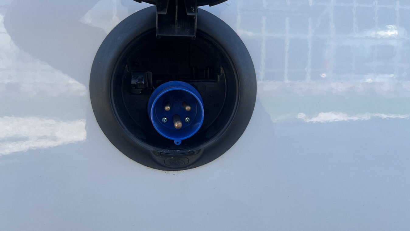 photos.accessories_ext