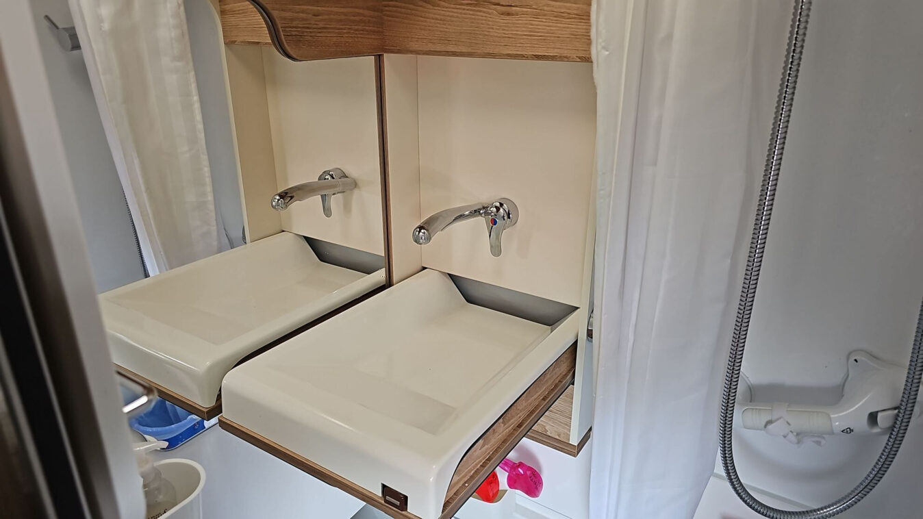 photos.bathroom