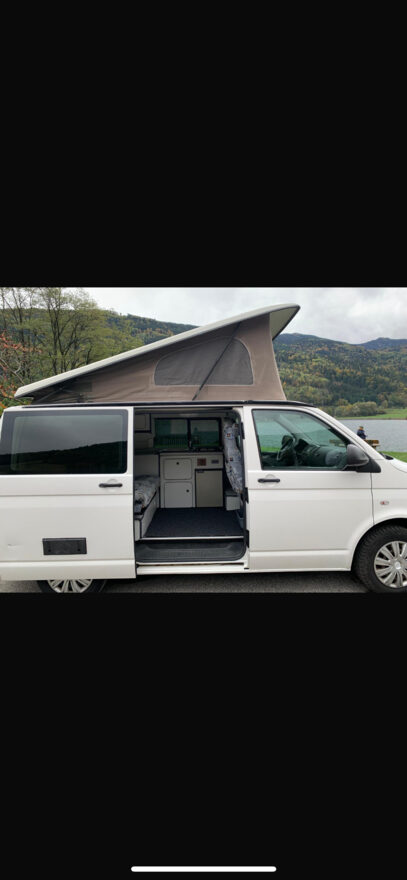 photos.external