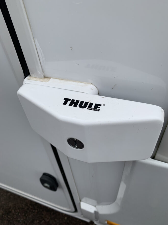 photos.accessories_ext