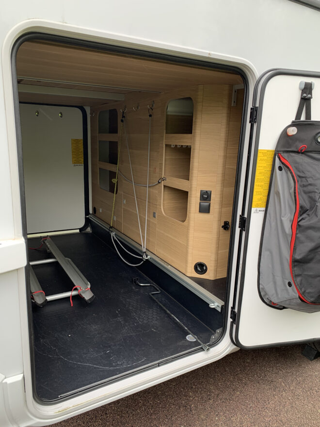 photos.accessories_ext