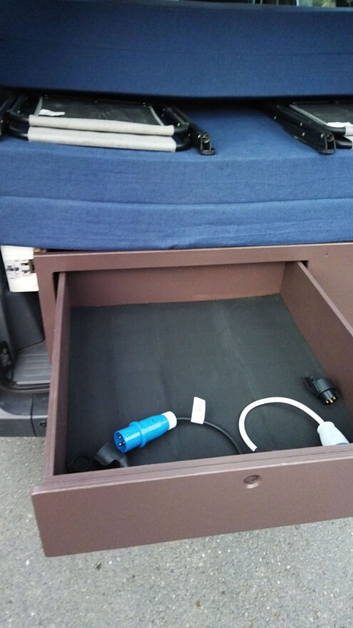 photos.accessories_ext