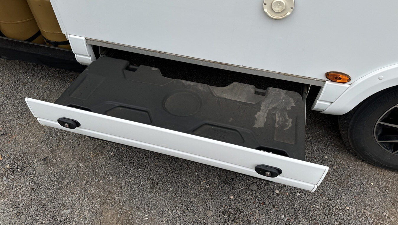 photos.accessories_ext