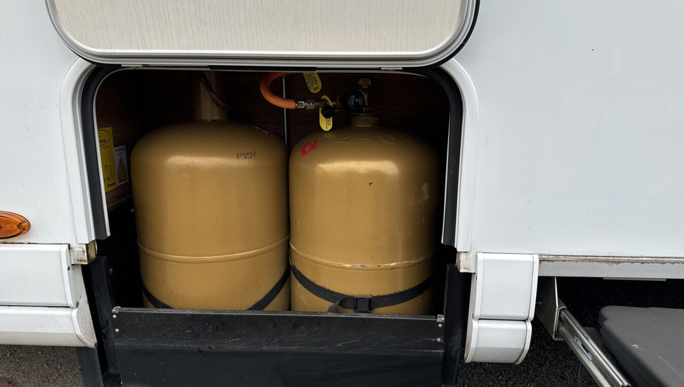 photos.accessories_ext