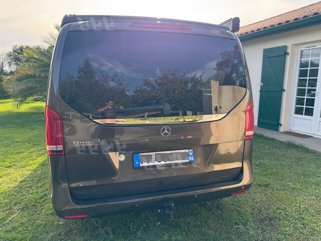 photos.external