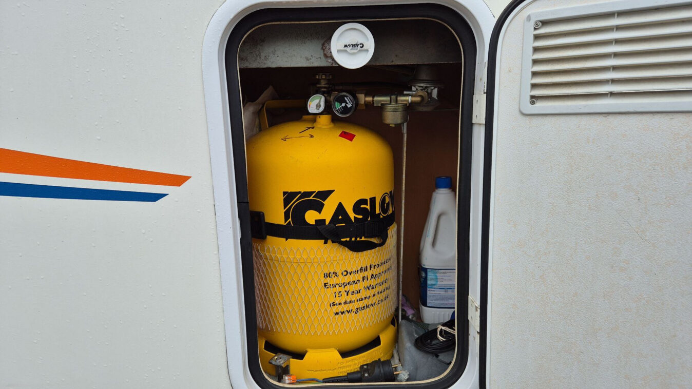 photos.accessories_ext