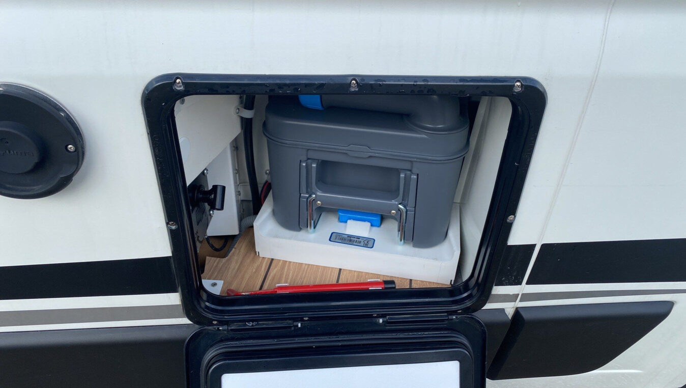 photos.accessories_ext