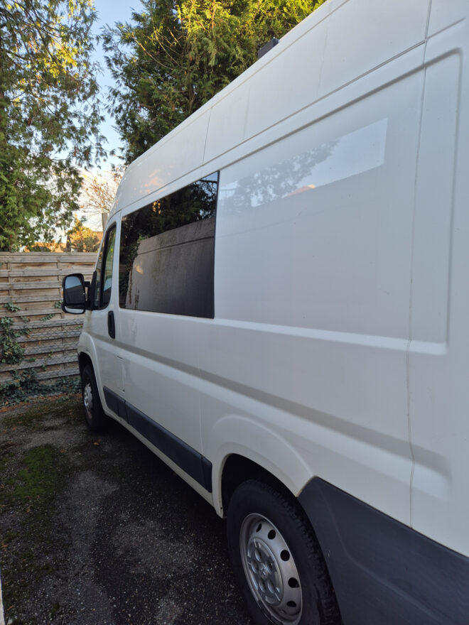 photos.external