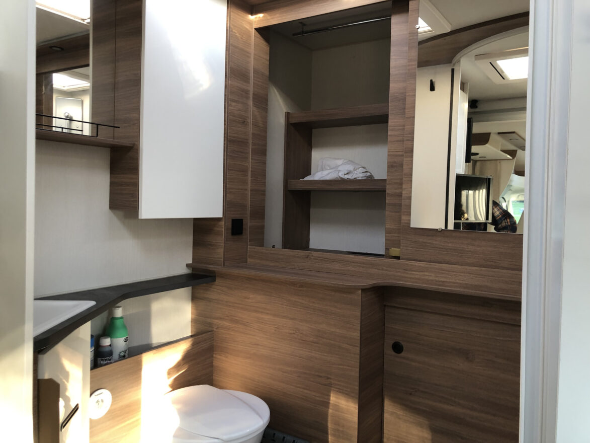 photos.bathroom