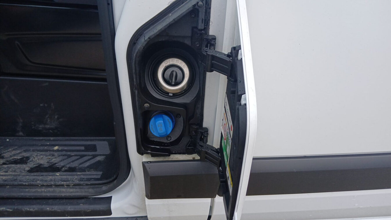 photos.accessories_ext