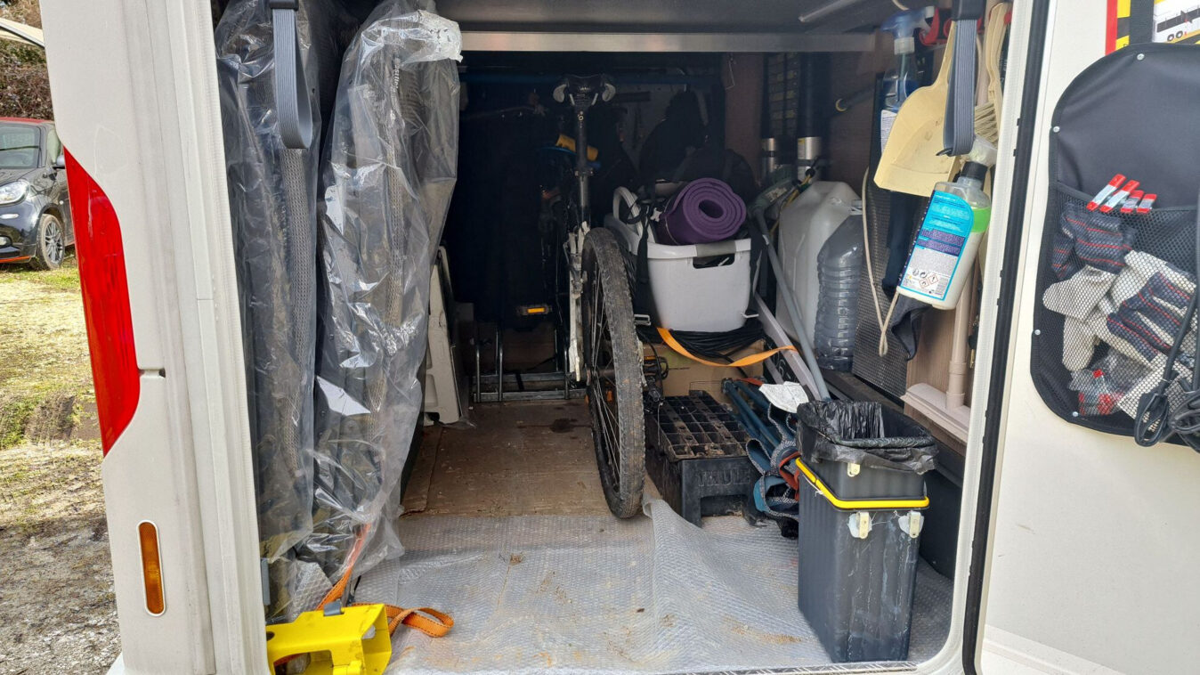 photos.accessories_ext