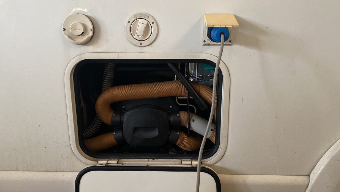 photos.accessories_ext