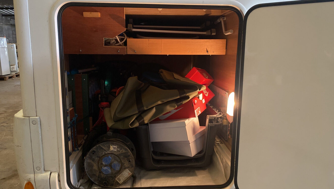 photos.accessories_ext