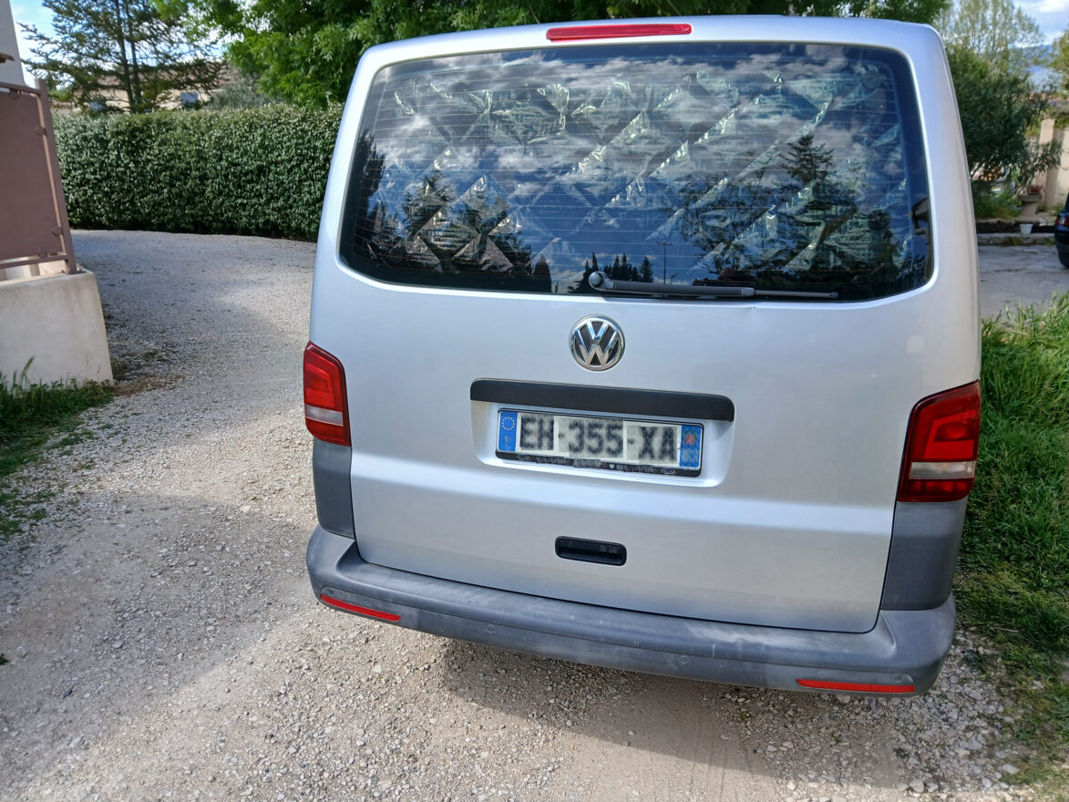 photos.external