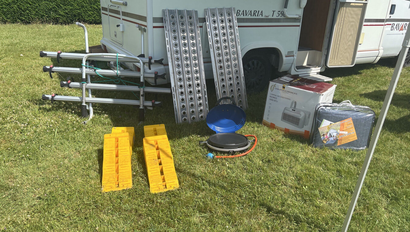 photos.accessories_ext