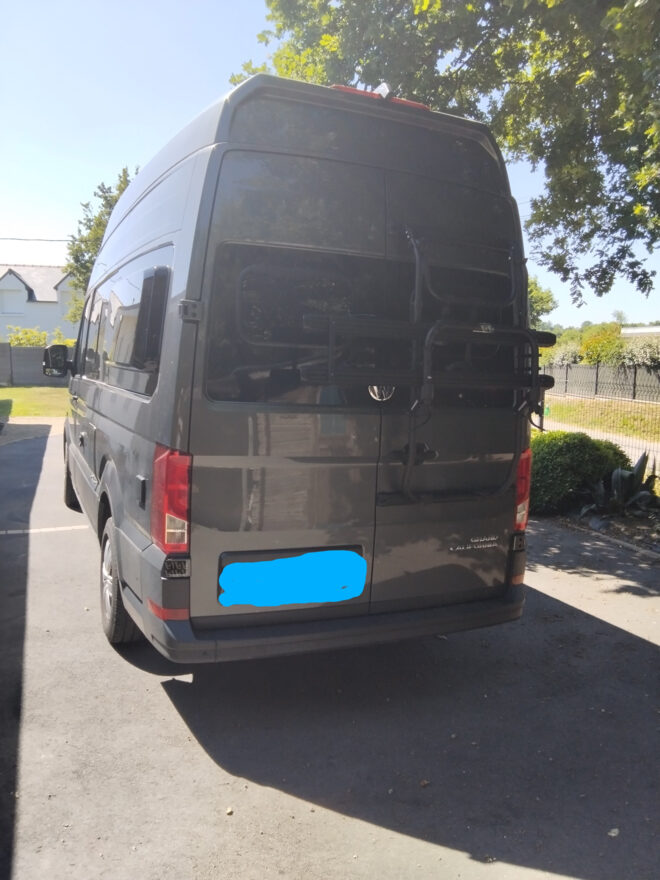 photos.external