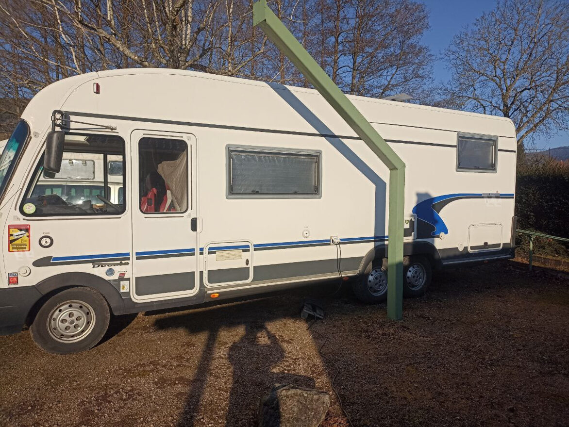 photos.external