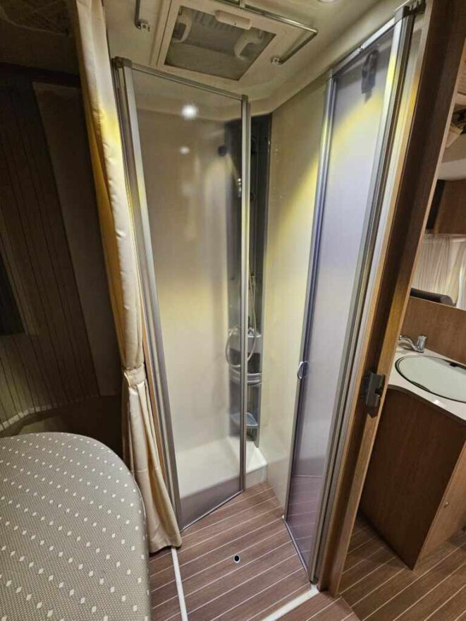 photos.cover
