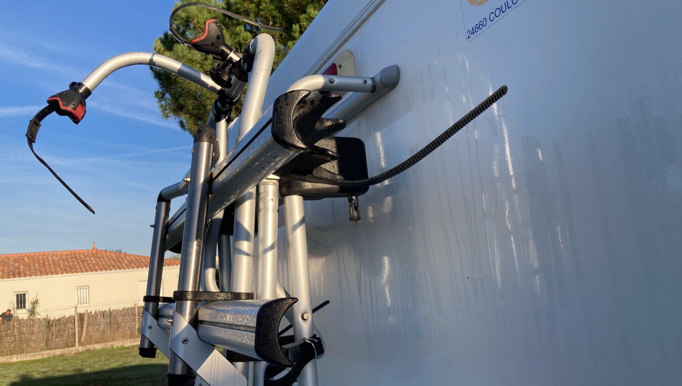 photos.accessories_ext