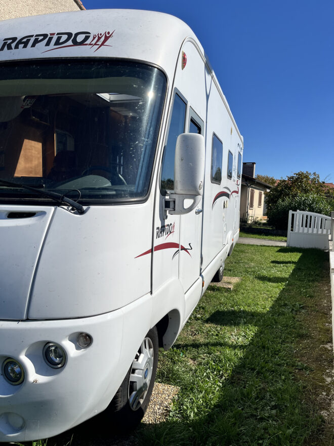 photos.external