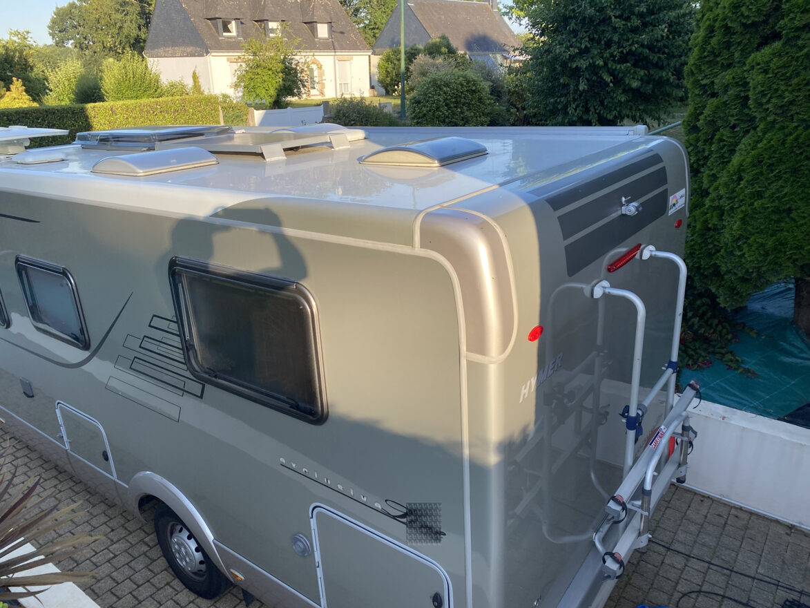photos.external