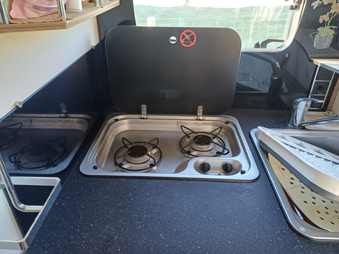 photos.external