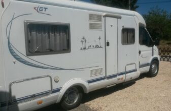  RENAULT Maester