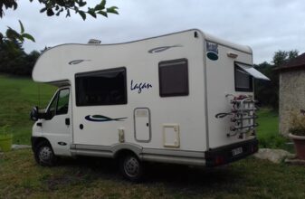photos.external