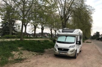 photos.external