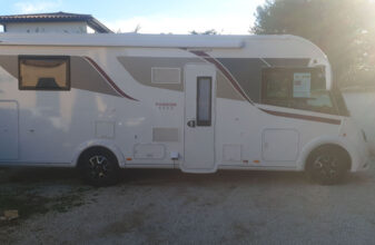 photos.external