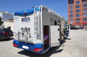 photos.external