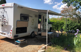 photos.external