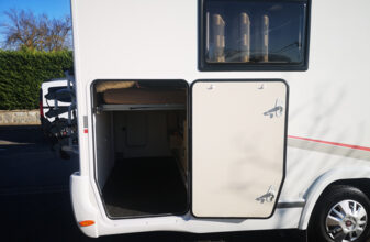 photos.external