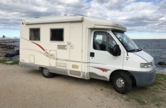 photos.external