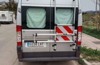 photos.external