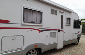 photos.external