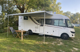 photos.external