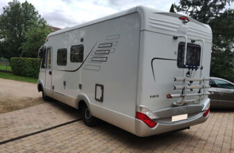 photos.external