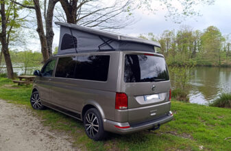 photos.external