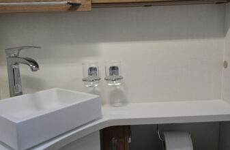 photos.bathroom