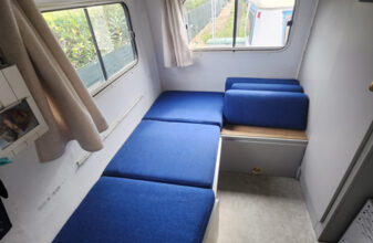 photos.couch