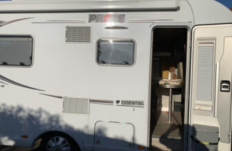 photos.external