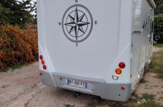 photos.external